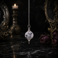 Pendule sphère en pierre de lune arc-en-ciel